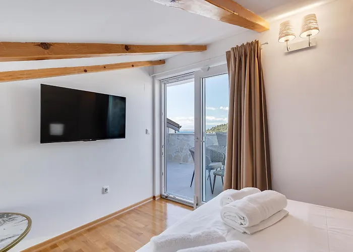 Luka Apartament *